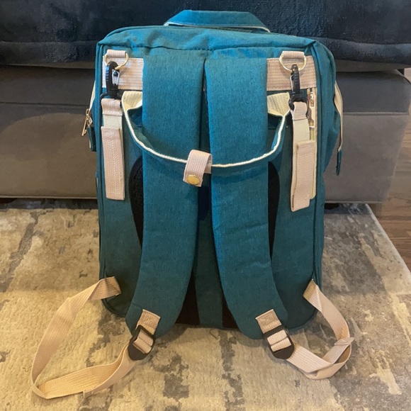 Amazing expandable Diaper bag - Picture 2 of 7